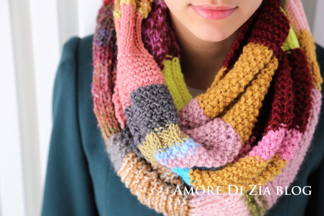 Come fare uno scaldacollo facile con avanzi di lana